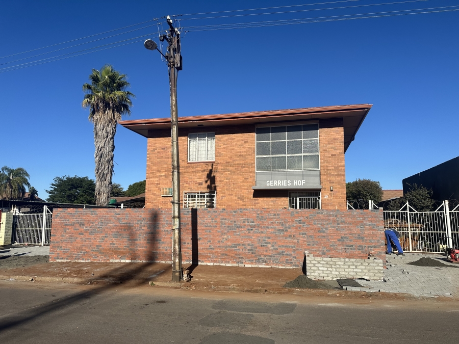 To Let 2 Bedroom Property for Rent in Rustenburg Central North West